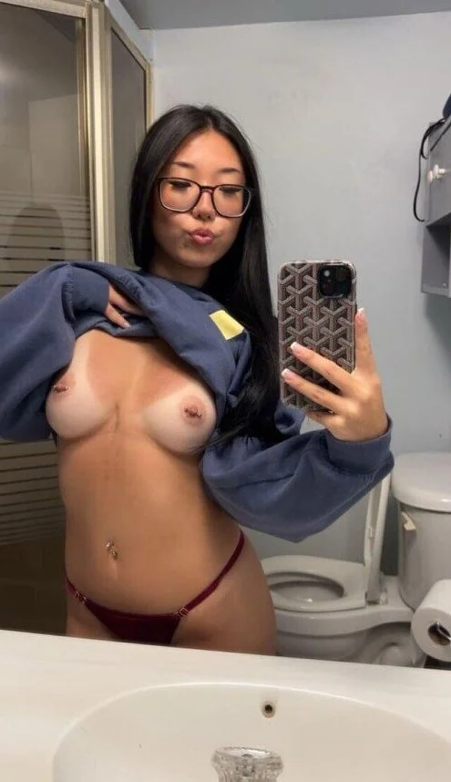 📸 [Selfiehoooooot] image 15