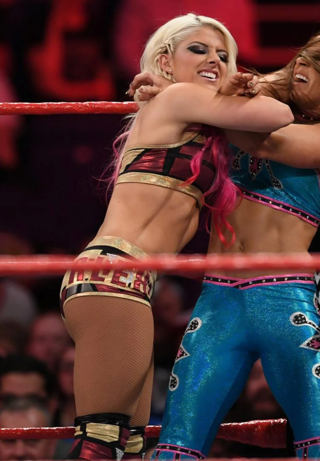 Los Muslos Gruesos de Alexa Bliss🥵cuando los muslotes de Alexa eran más gruesos que su abdomen🔥💦 image 5