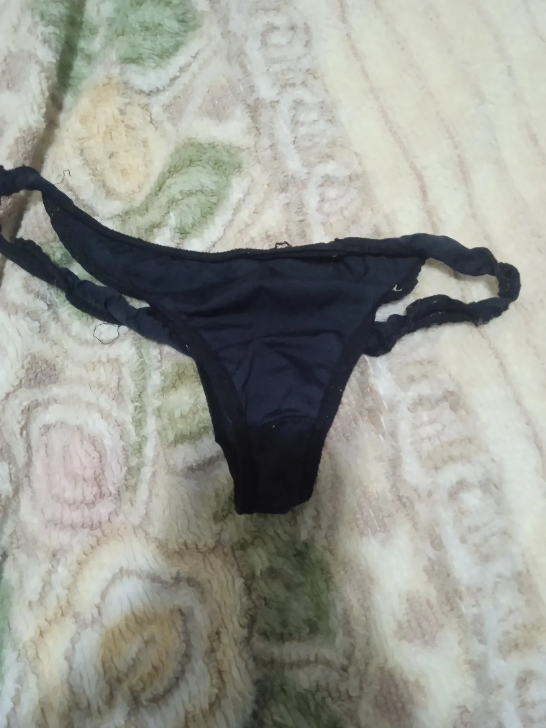 Mais fotos das calcinhas da minha mãe image 2