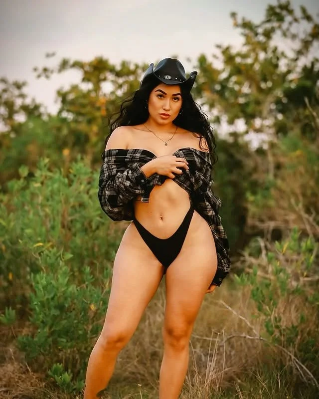 Pocahontas but Stacked image 4