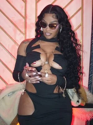 Tv star Joseline main image