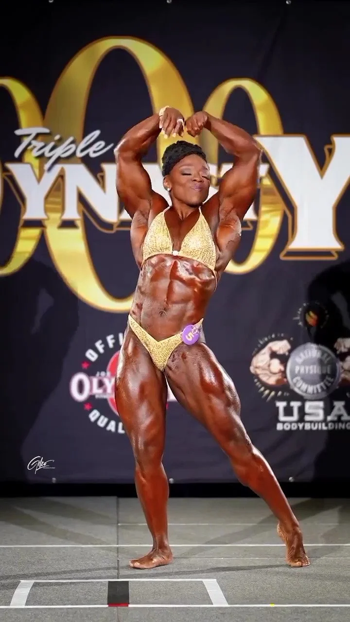 Mrs Givan, the scent of her muscle armpits makes all judges explode image 26