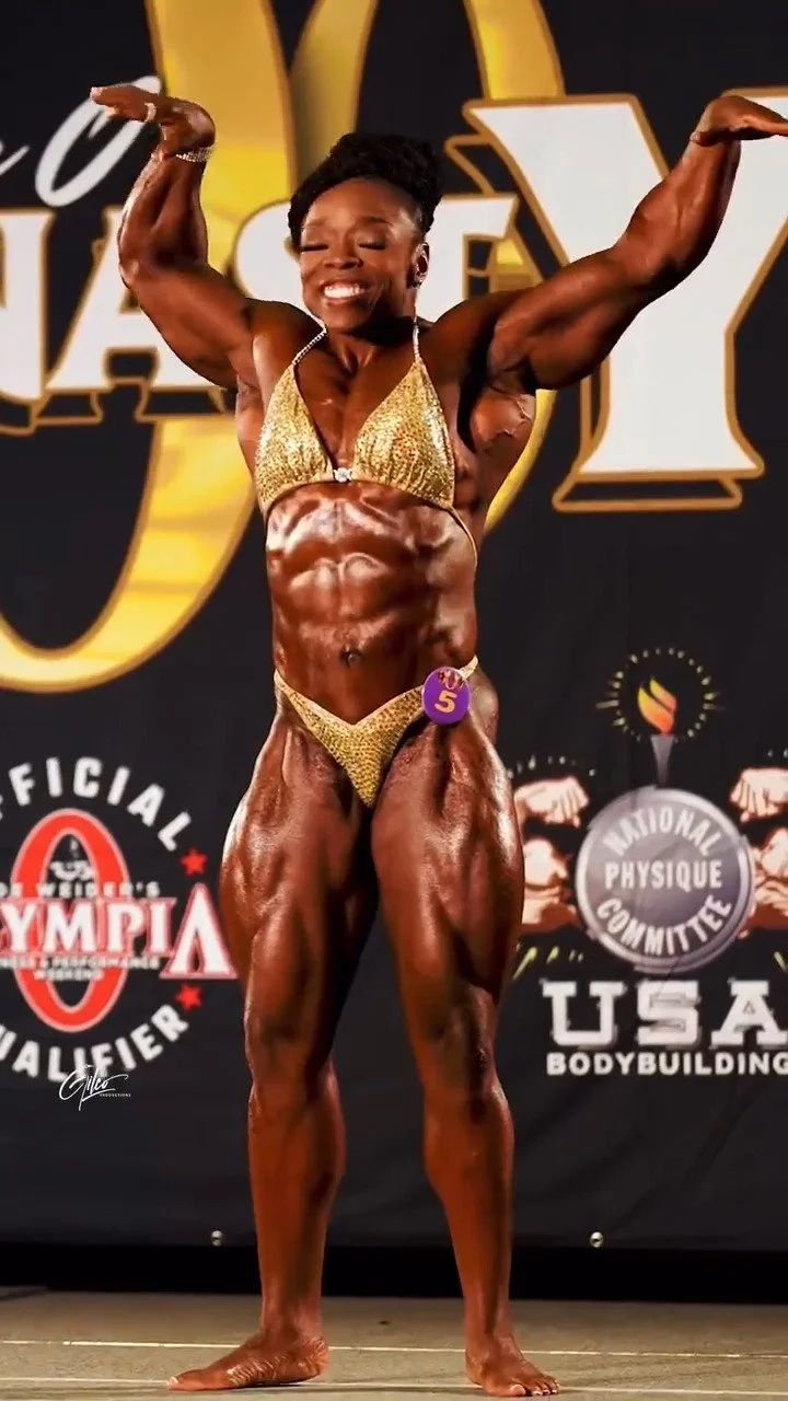 Mrs Givan, the scent of her muscle armpits makes all judges explode image 32