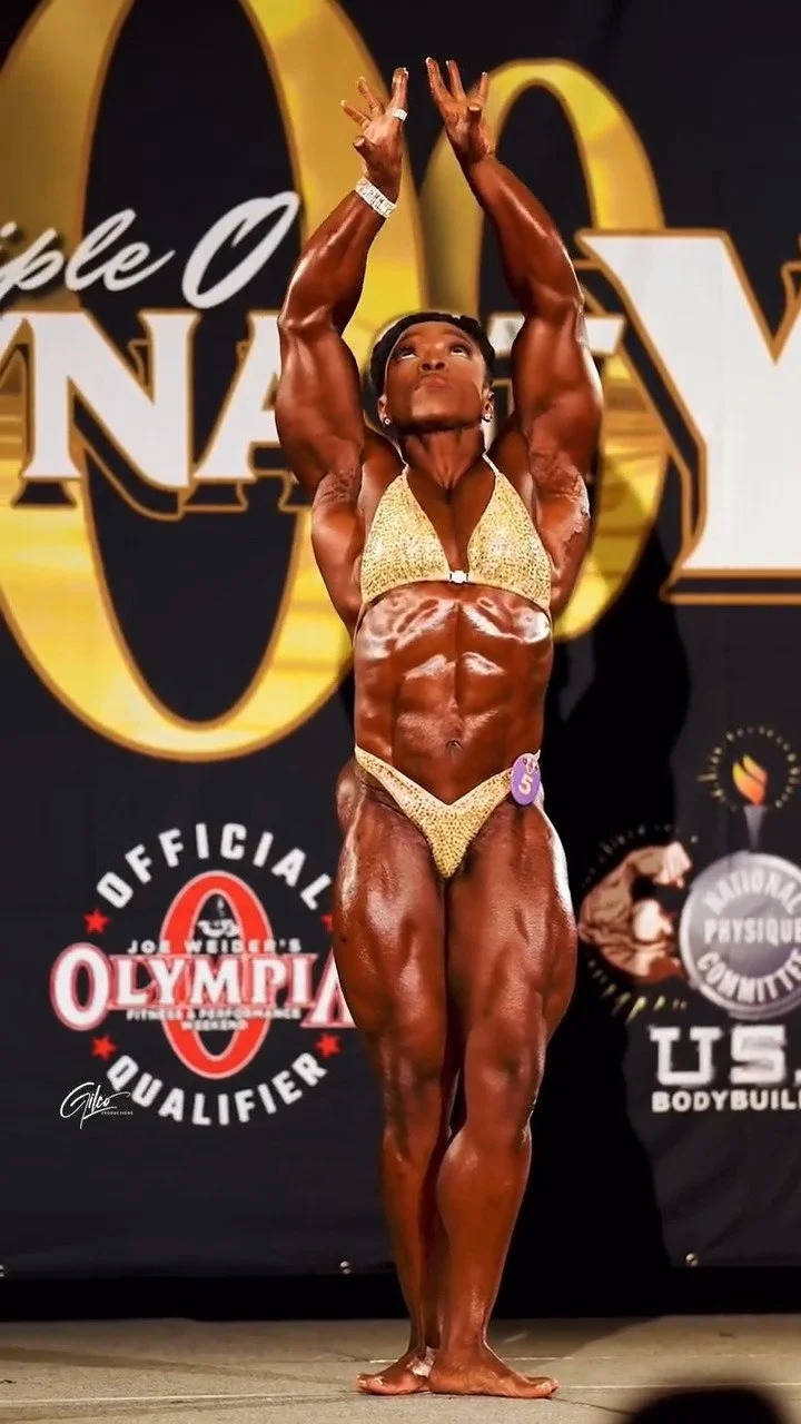 Mrs Givan, the scent of her muscle armpits makes all judges explode image 36