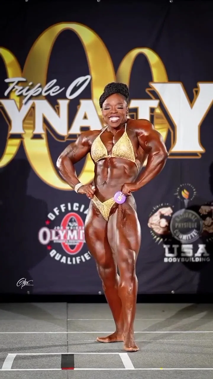 Mrs Givan, the scent of her muscle armpits makes all judges explode image 7