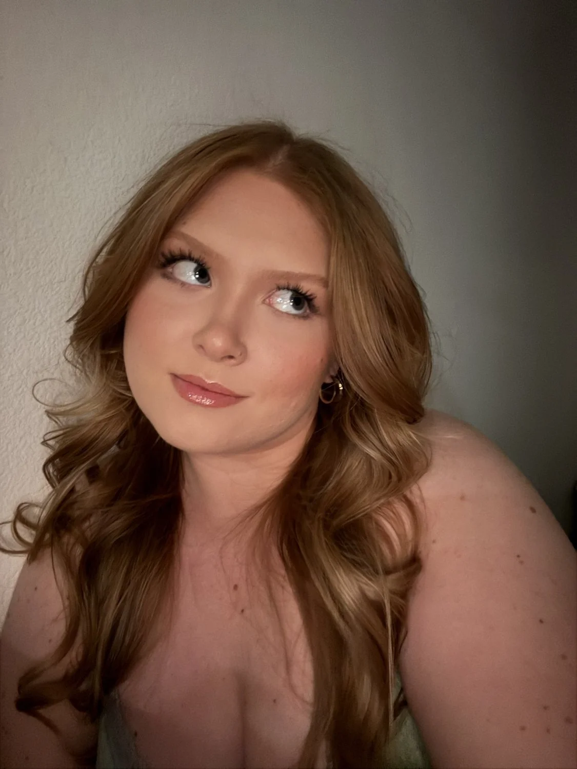 BBW redhead Ariel image 11