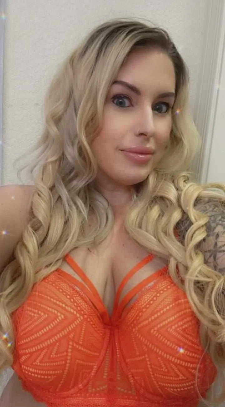 BBW Mom Has Cheated on Multiple Husbands image 5