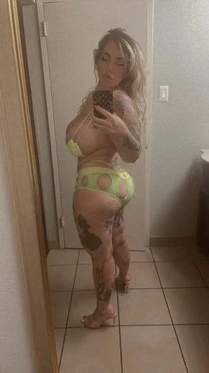 Stupid Thick Adult Actress Marilyn Melons image 10