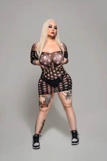 Stupid Thick Adult Actress Marilyn Melons image 3