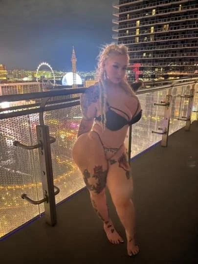 Stupid Thick Adult Actress Marilyn Melons image 31