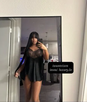 How fine she is I'll stare her in the eyes the whole 14 experience 💦💦💦😵‍💫😵‍💫🍆 image 2