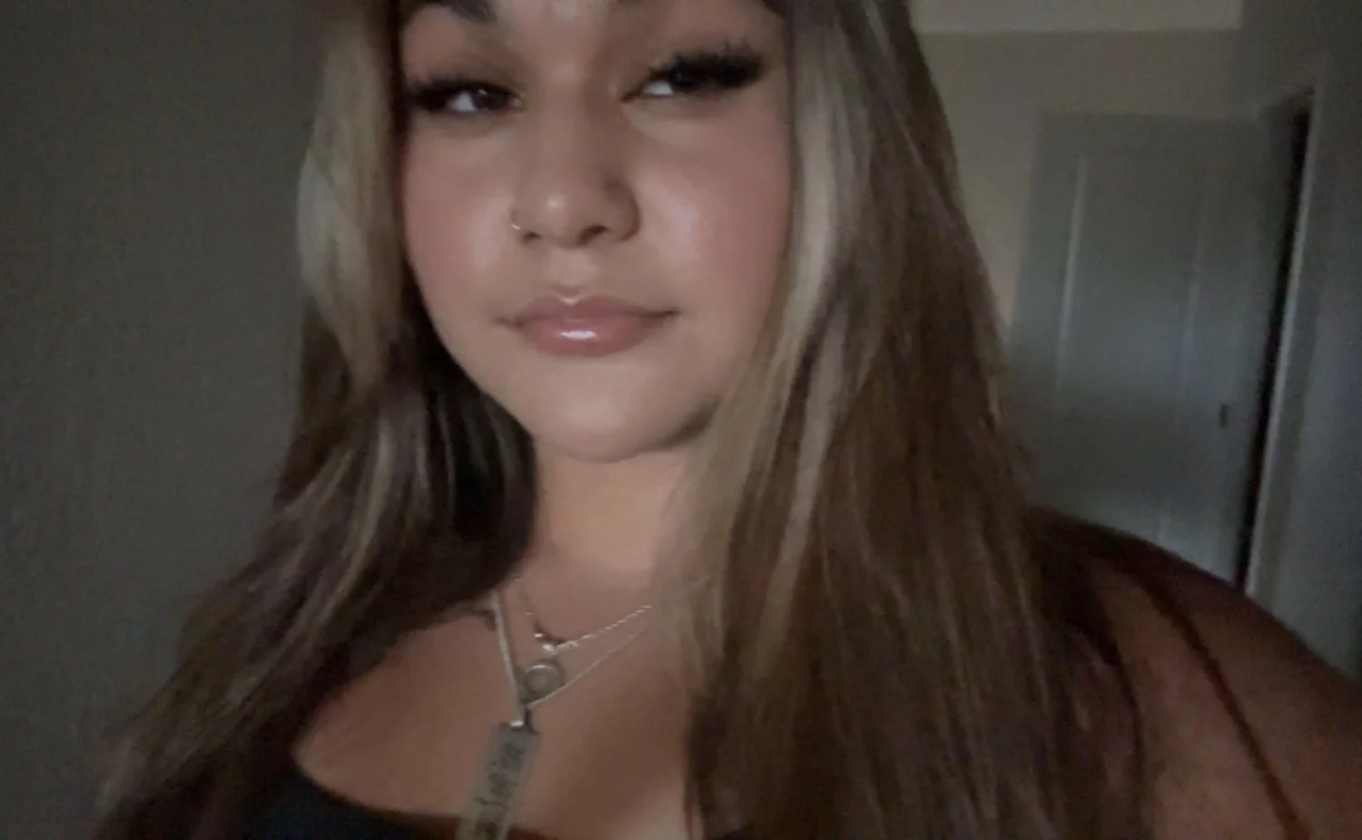 Thick latina main image