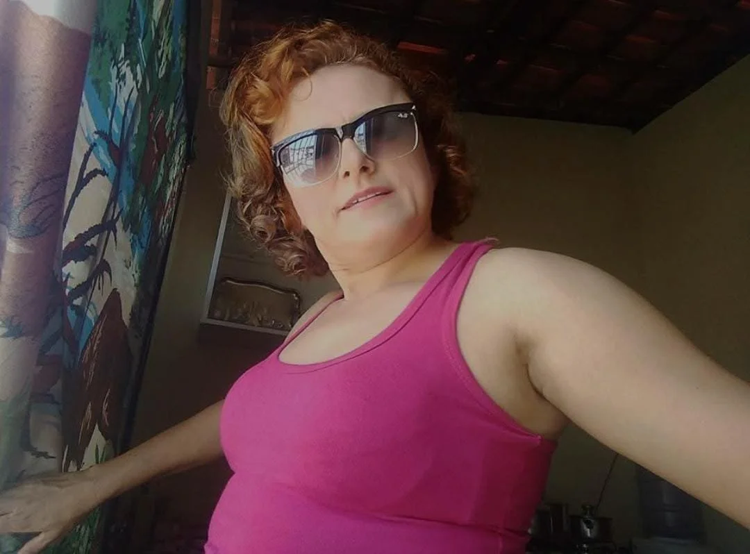 o que fariam com a mãe do meu amigo?(só tenho essas fotos) image 3
