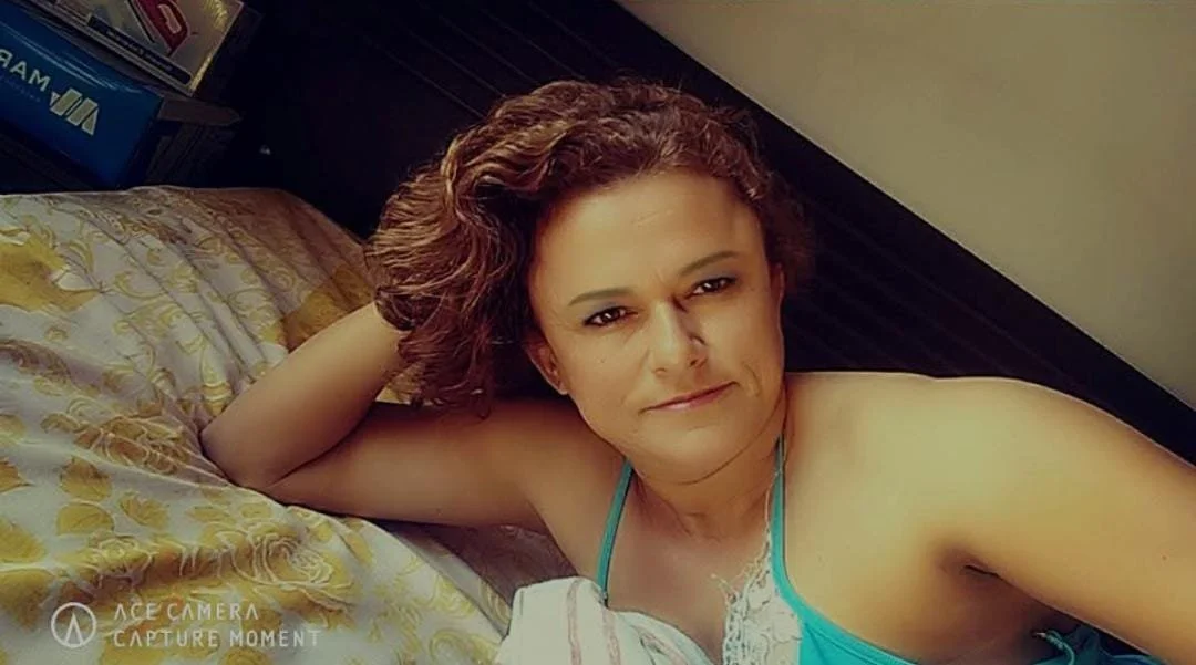 o que fariam com a mãe do meu amigo?(só tenho essas fotos) image 4