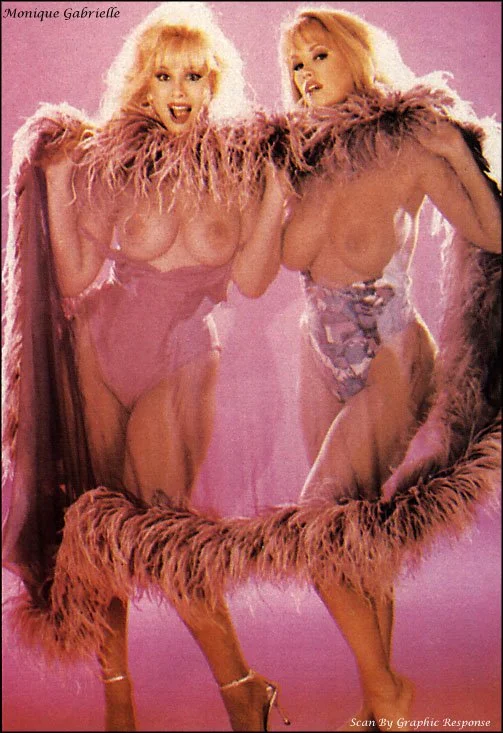 [Infomercial] This MILF Was a Sex Symbol Back In The Day Before She Sold Bras image 23