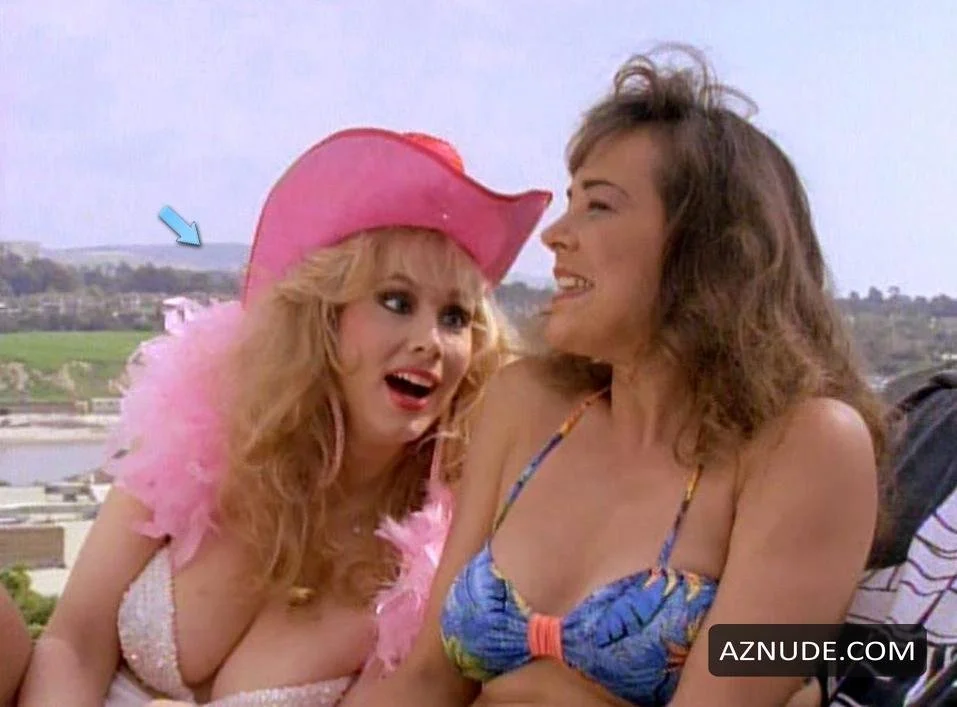 [Infomercial] This MILF Was a Sex Symbol Back In The Day Before She Sold Bras image 4