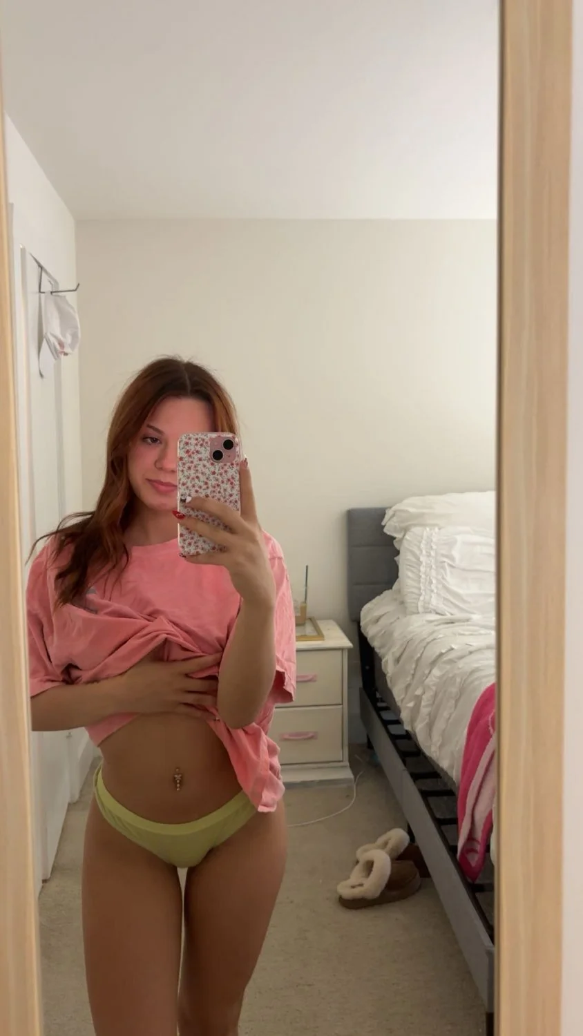 College girl with a fat ass image 2
