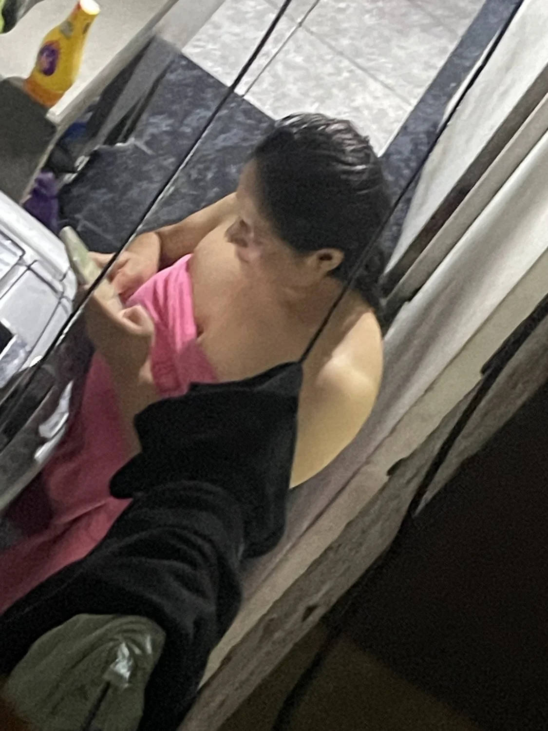 Espío a mi vecina buenota bañándose image 31