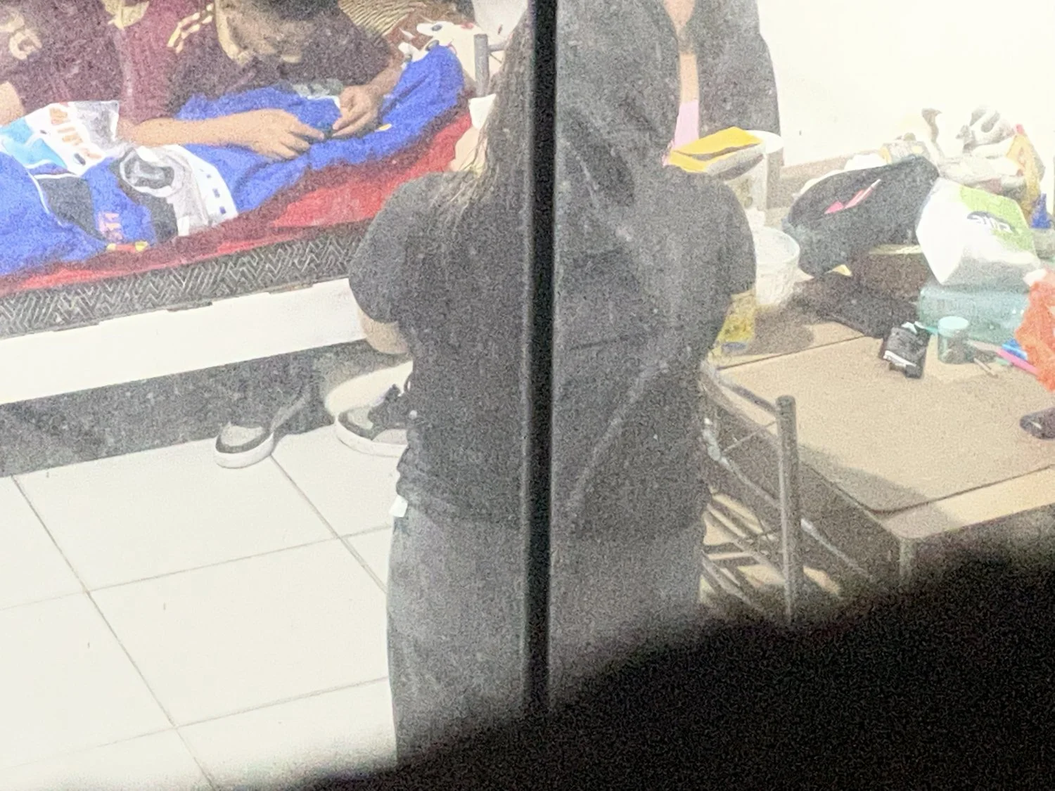 Espío a mi vecina buenota bañándose image 34