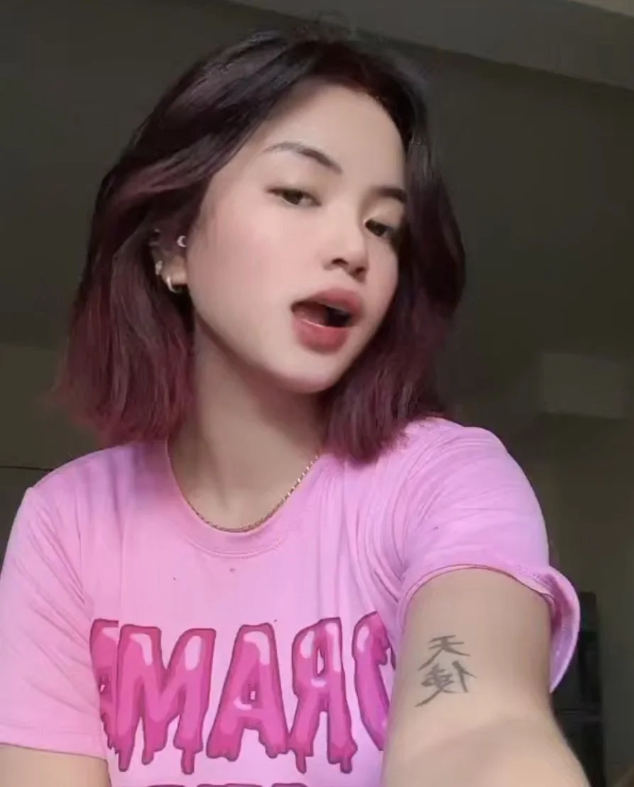 Hot Asian Pinay Teen Pawg image 2