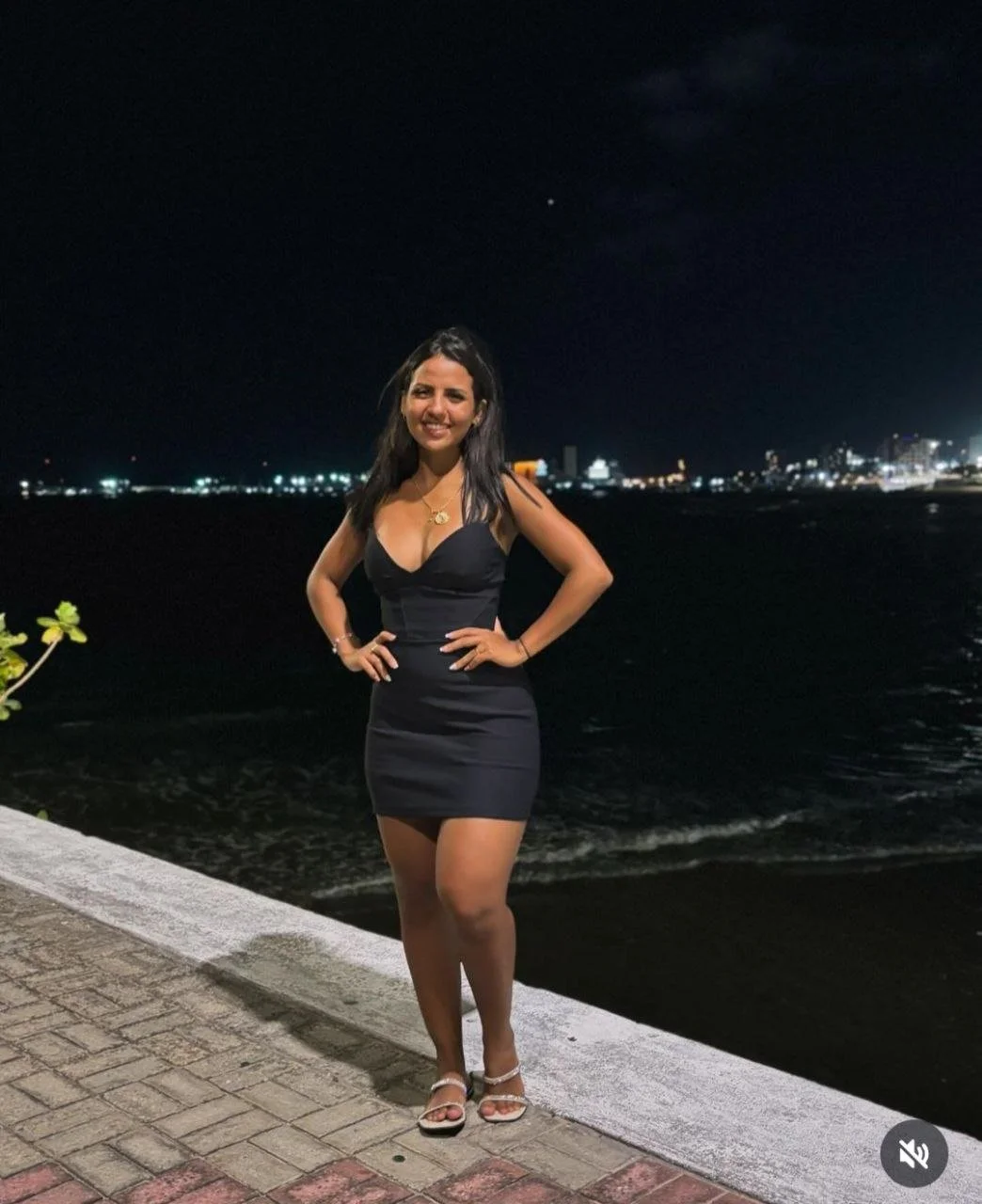 morena gostosa do acre thavyne image 2