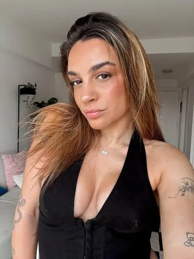 Domi faena la putita de luzo🤤🥵🍆🍑😍 cover image