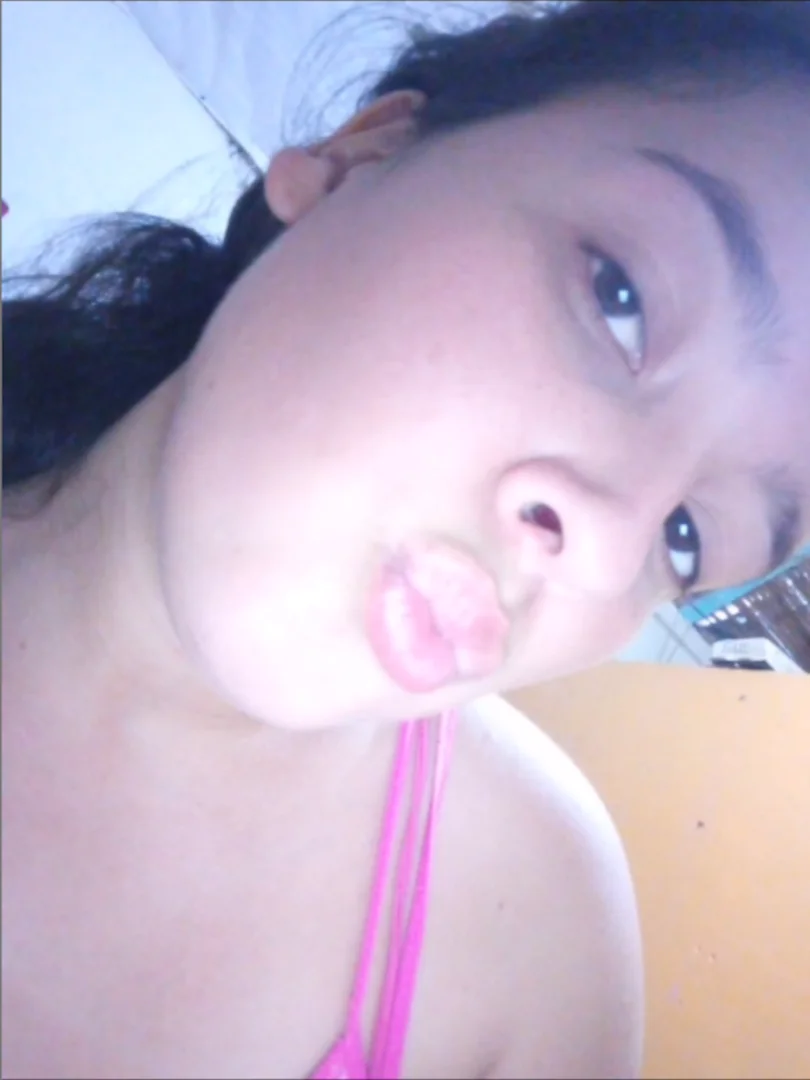 Perla desperate for dollars and still looking for a rich man to put his sweet lips on his cock image 14