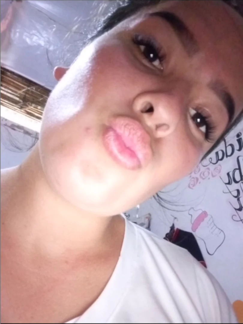 Perla desperate for dollars and still looking for a rich man to put his sweet lips on his cock image 15