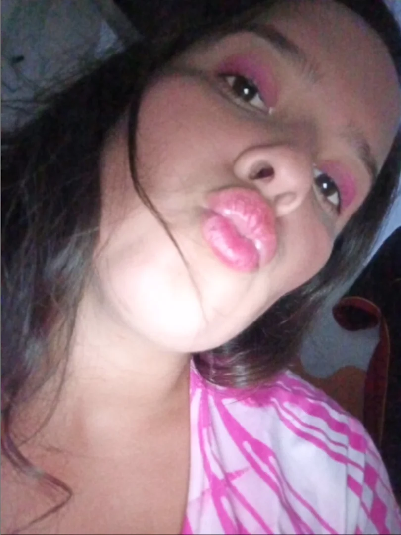 Perla desperate for dollars and still looking for a rich man to put his sweet lips on his cock image 16