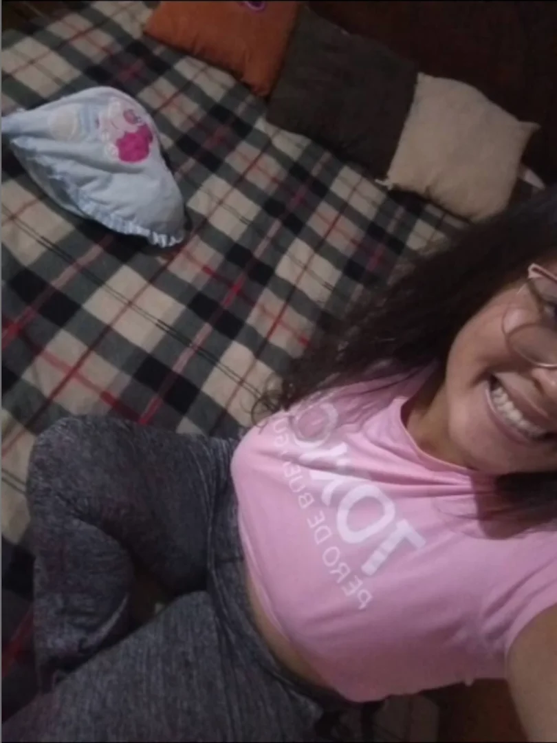 Perla desperate for dollars and still looking for a rich man to put his sweet lips on his cock image 7