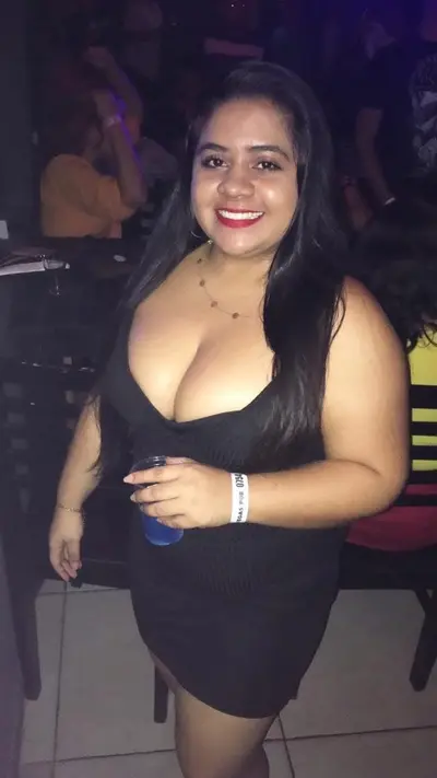 Comendo a casada da ZL no pelo, levou gozada dentro da buceta. cover image