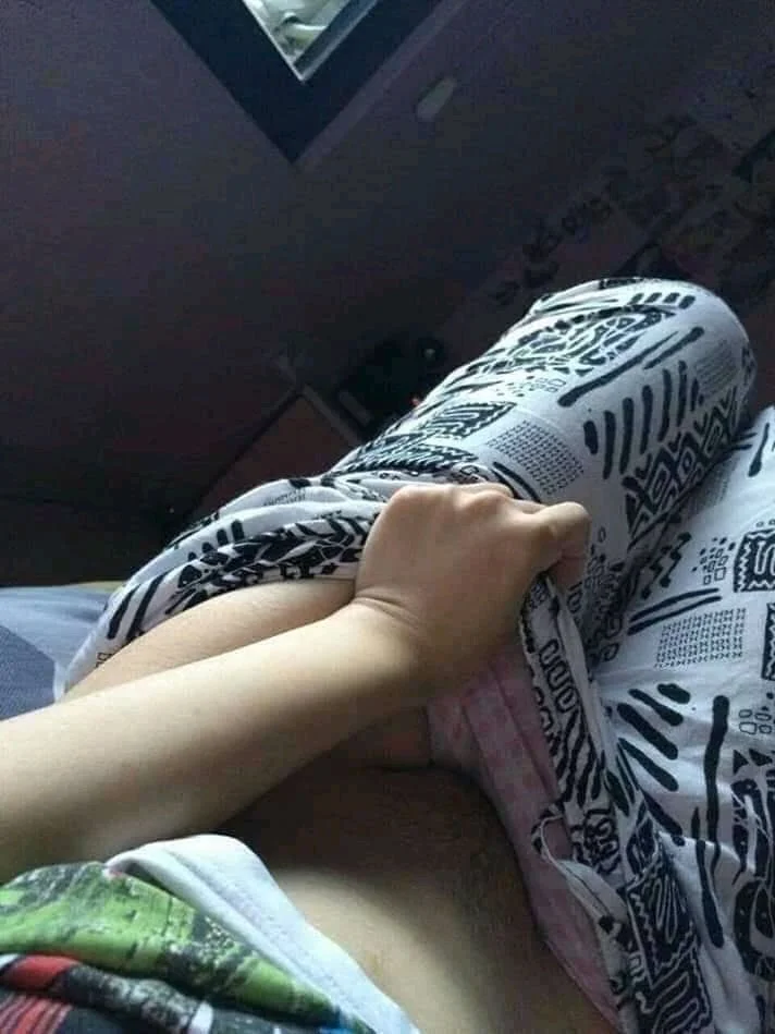 Thaynara crente de Parnamirim RN branquinha e magrinha safada image 7