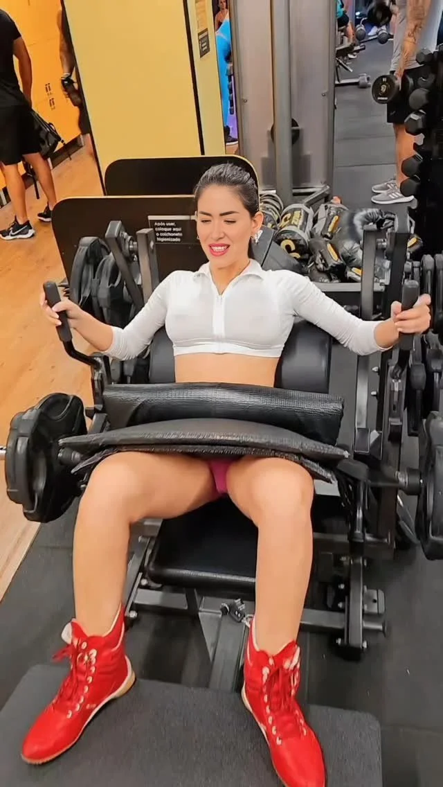 Maricel Freire onlyfans fansly hotwife image 40