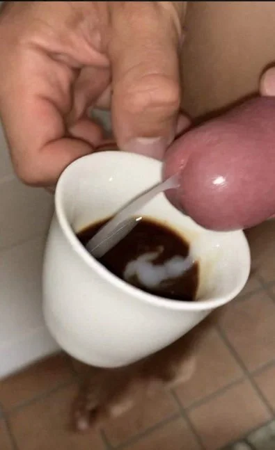 Casada gostosa...ama Tomar café com leite de macho... boqueteira leiteira.. cachorra image 2
