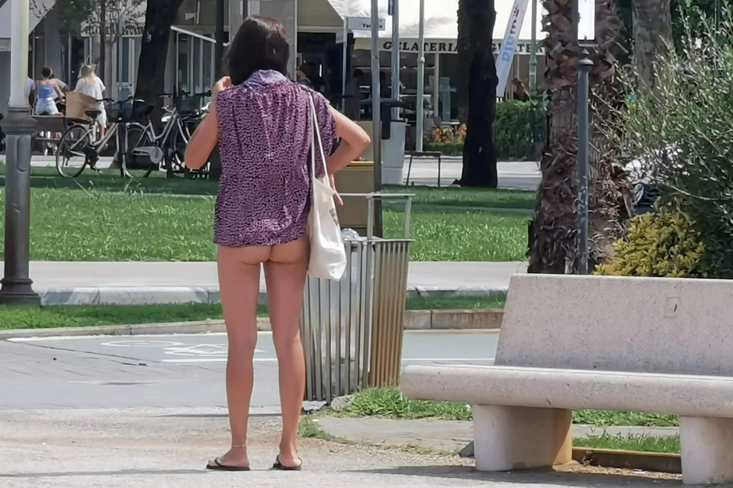 flashing asa in public... main image