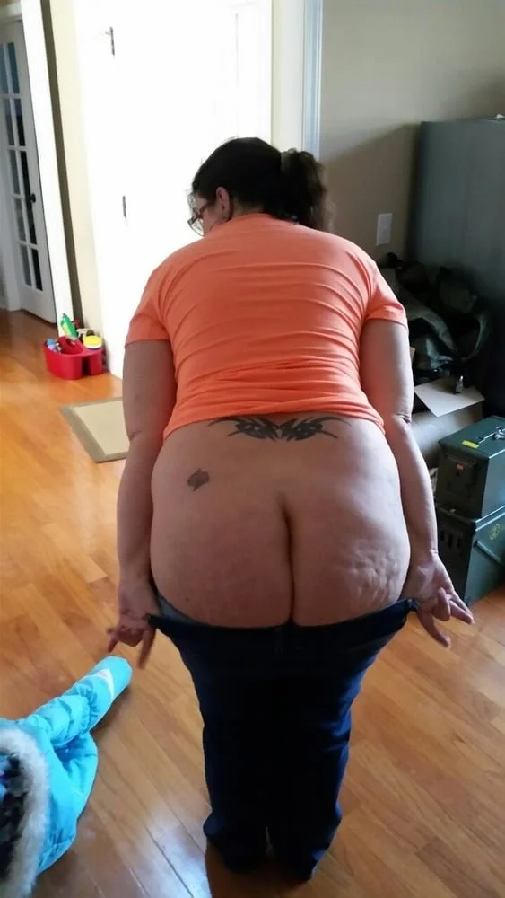 Sarah - A Curvaceous Milf From LV - Part 1. (p2) image 25