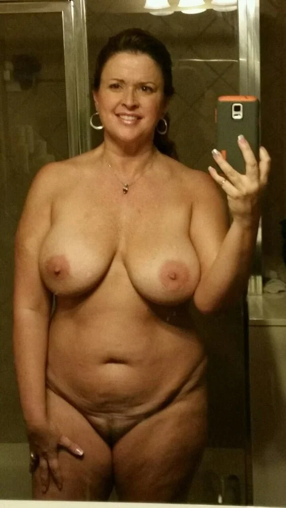Sarah - A Curvaceous Milf From LV - Part 1. (p2) image 37