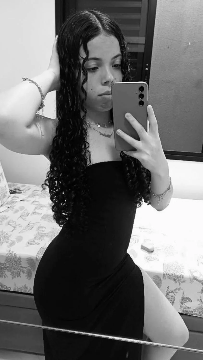 She fine asf image 5