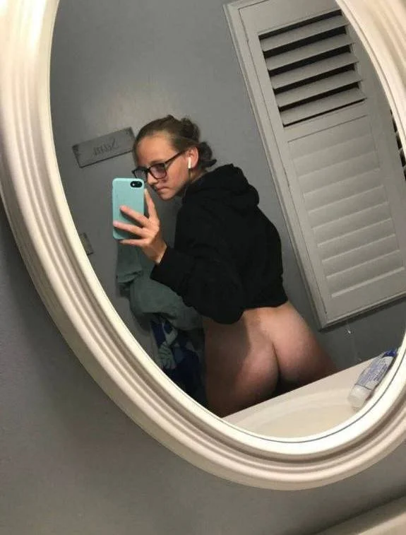 Soft little pussy image 12