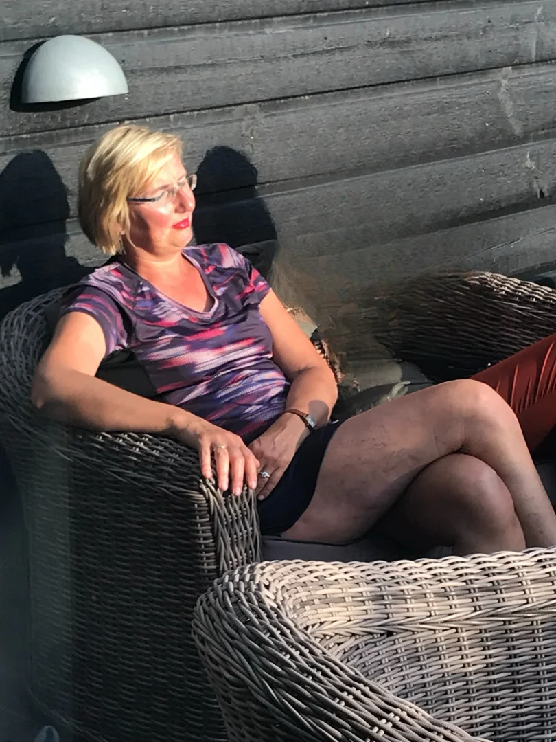 Whore Anna image 33