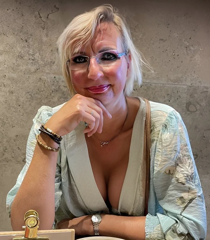 Whore Anna image 34