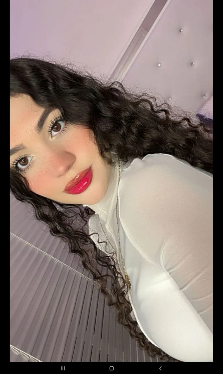 Karen osuna putita mexicana de 19 años image 6