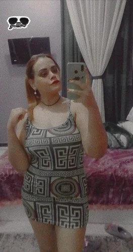 Hot Arabic milf image 16