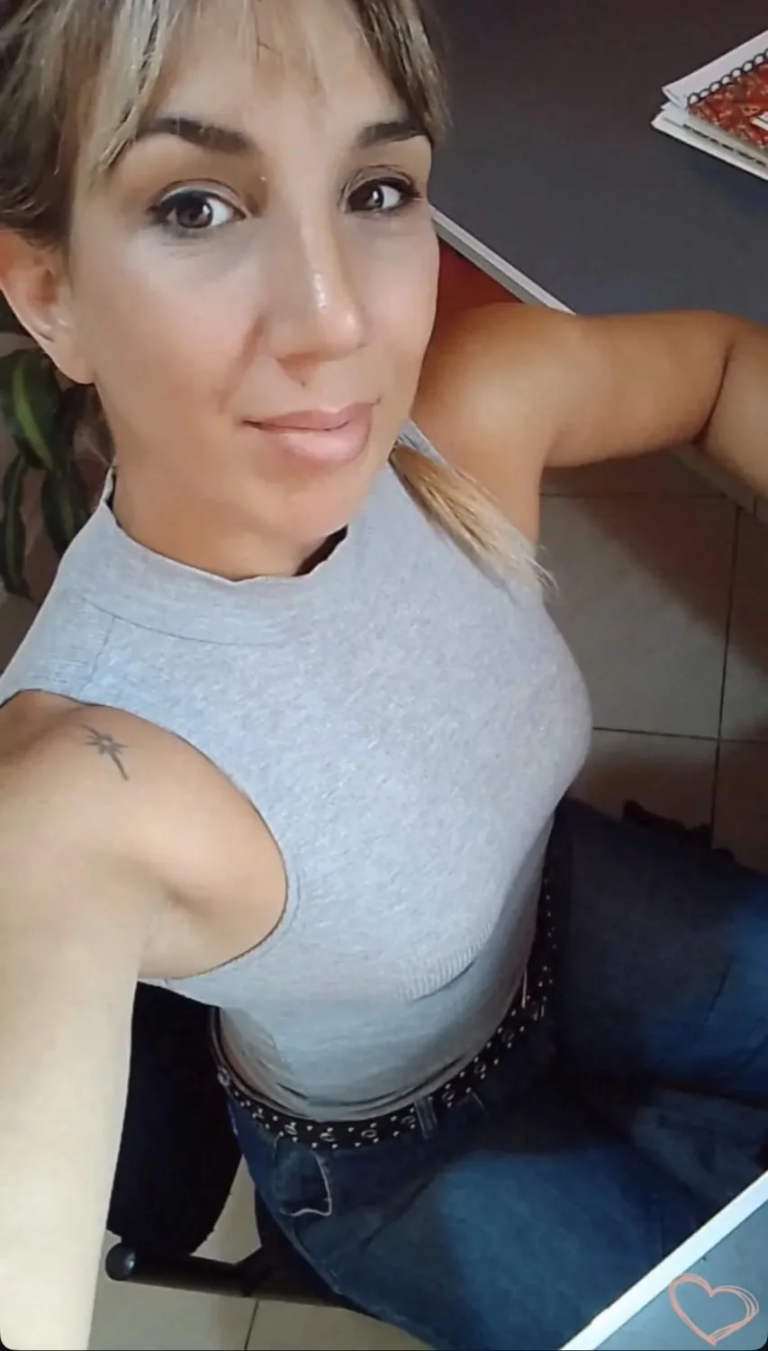 Zorra culona muslona vertedero de semen image 10