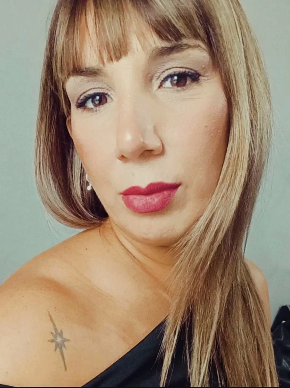 Zorra culona muslona vertedero de semen image 13