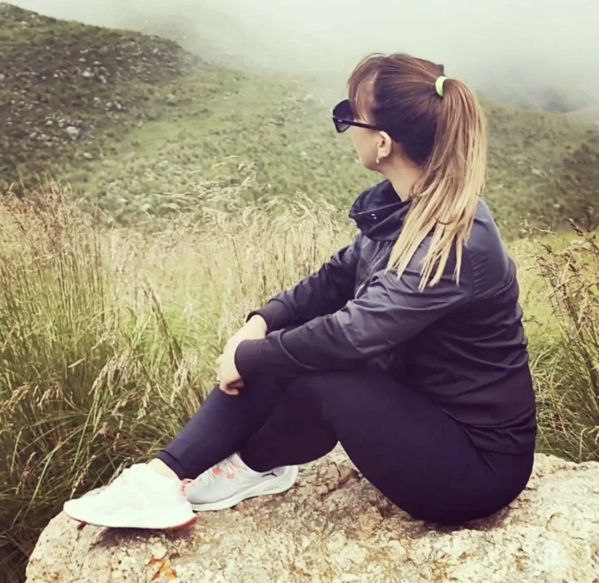 Zorra culona muslona vertedero de semen image 28