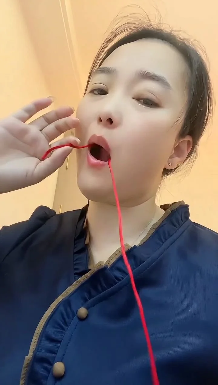 MyType Tongue 😛 Girl Got Skills .. We Need I.D !! image 3