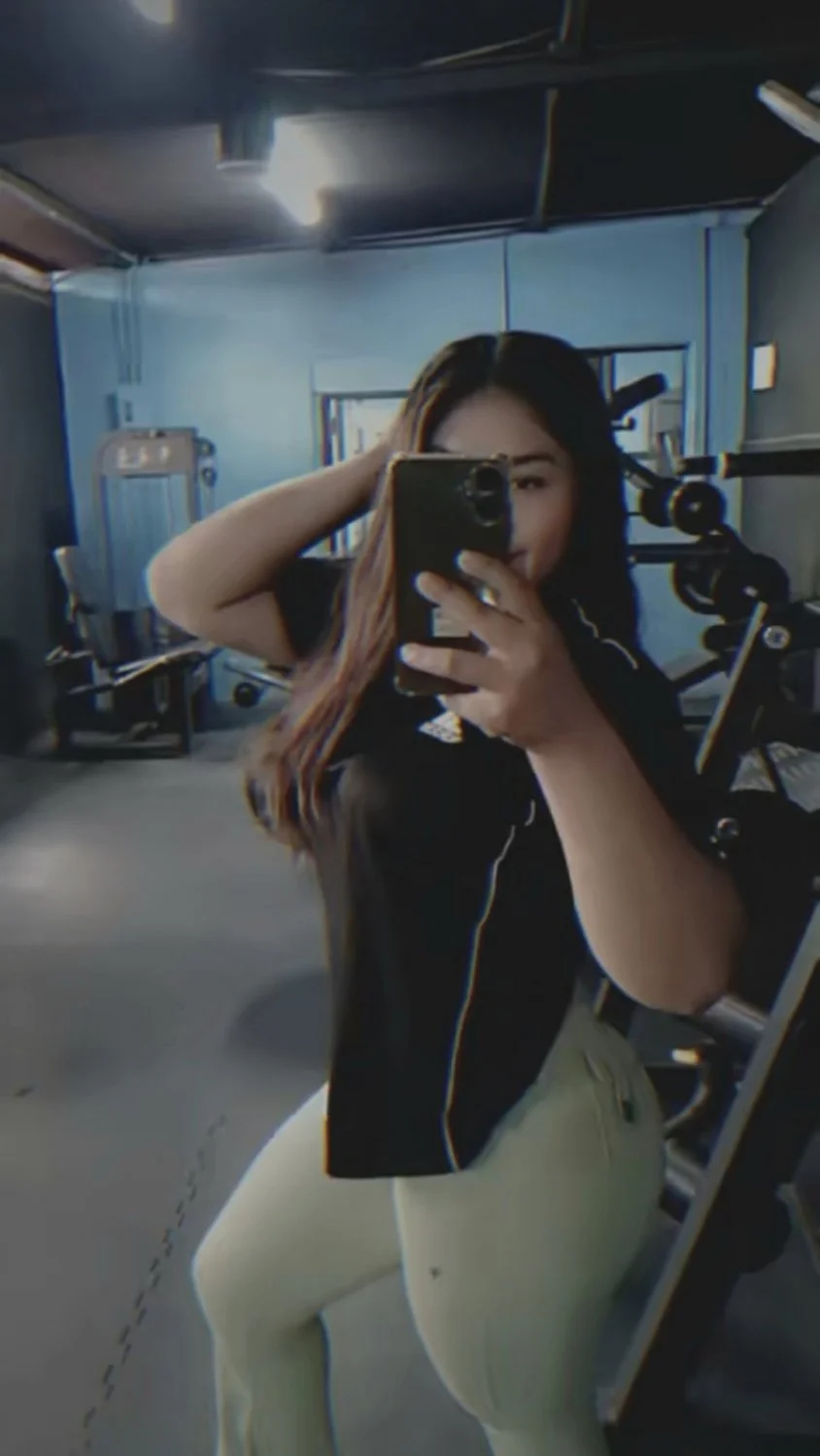Enseñando sapo rayado en el gym voryeur part 2 main image