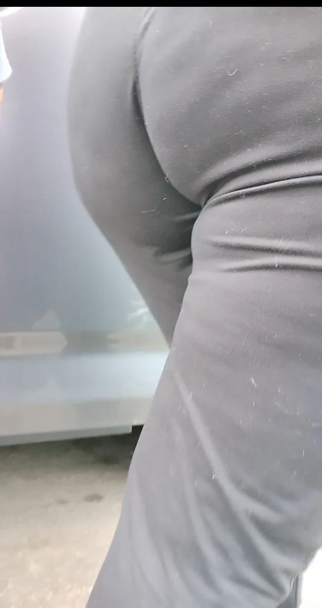 Going to the store with sister 😋 image 17