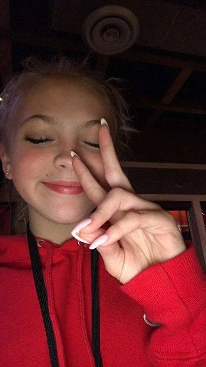 Teen teaser Nudes main image